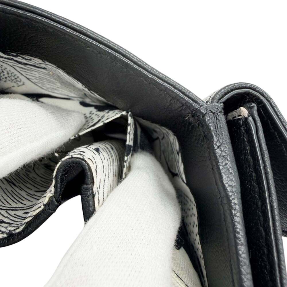 CHANEL Black Wallet - Picture 16 of 16